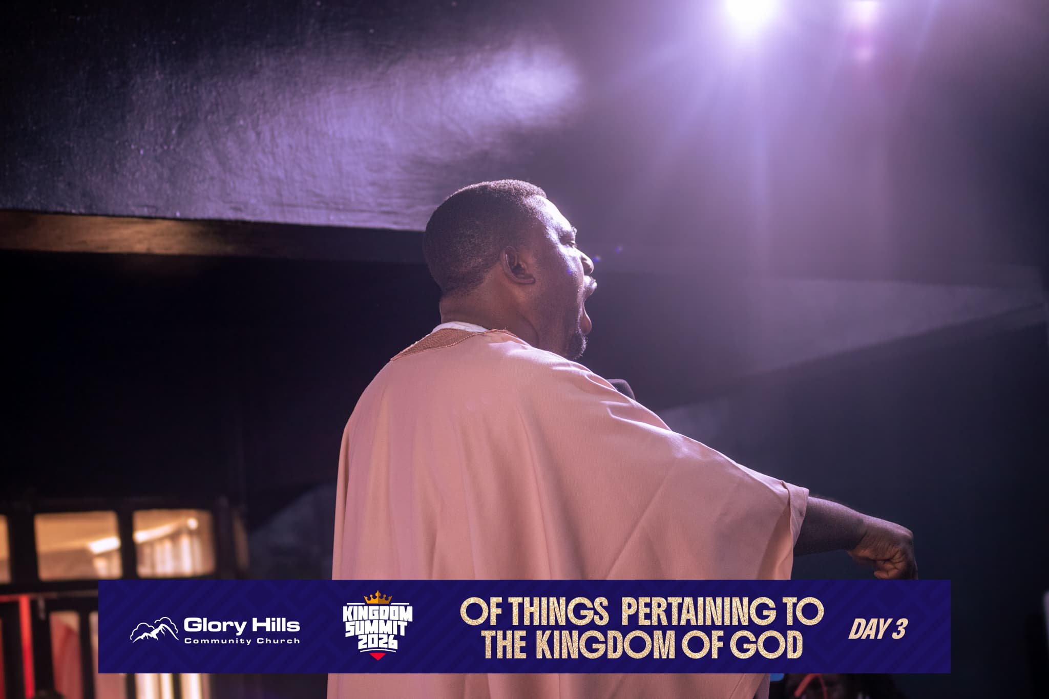 Pastor Tobi Omojowo worshipping at Kingdom Summit