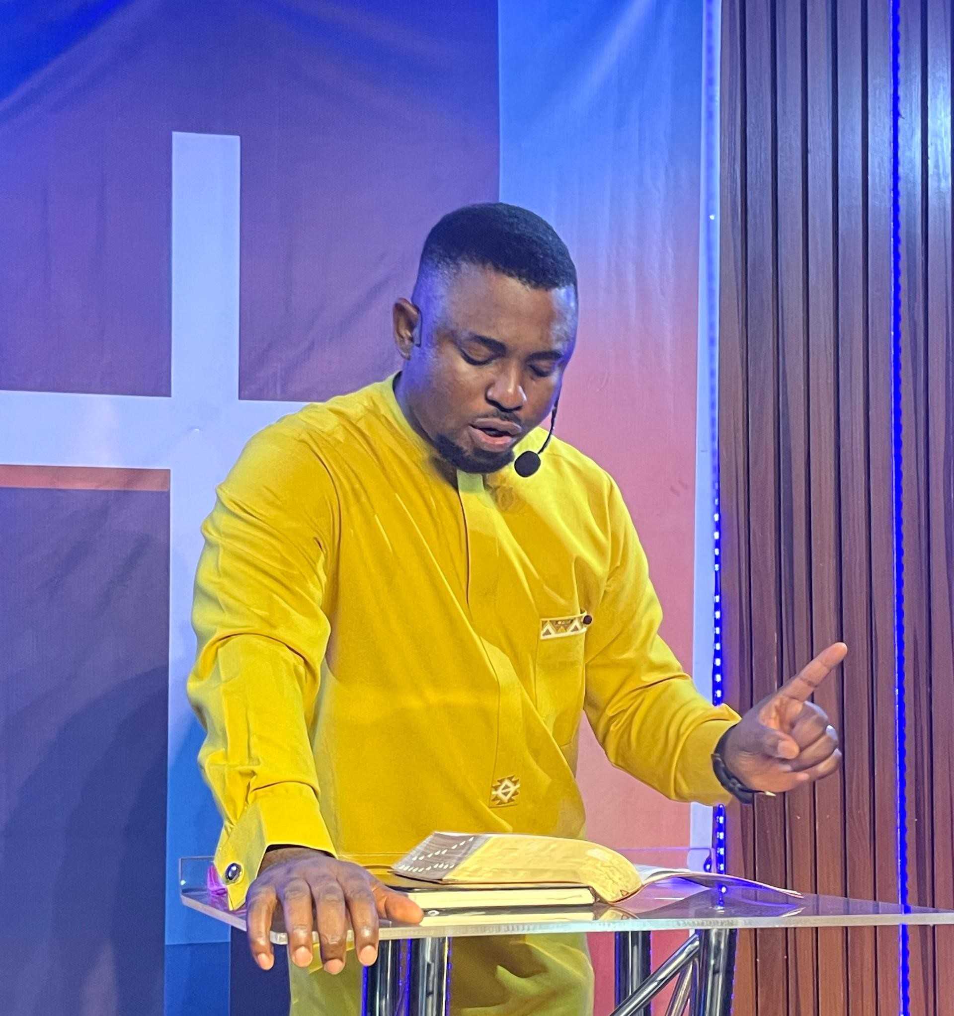 Senior Pastor